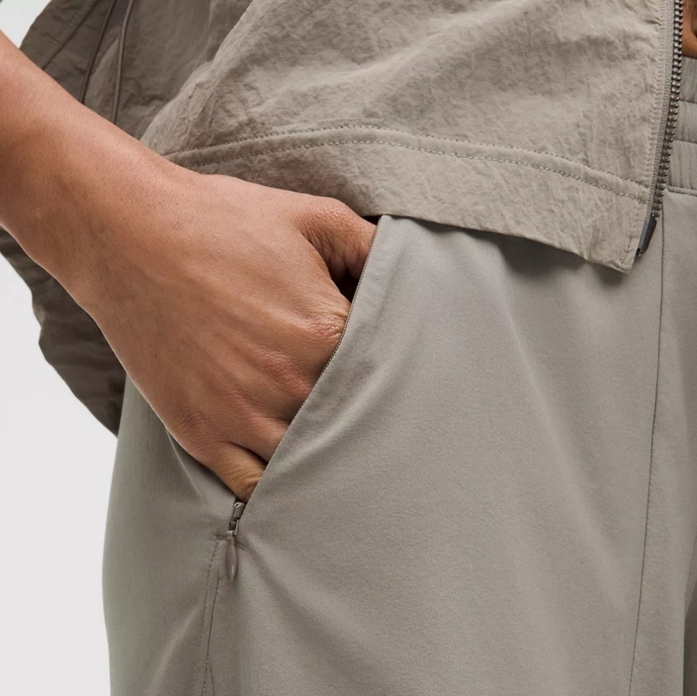Wide-Leg Mid-Rise Pants - Picture 12 of 14